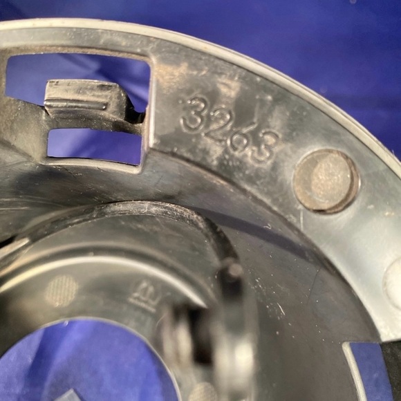 Jeep Fuel Filler Cove Preowned - Picture 5 of 5